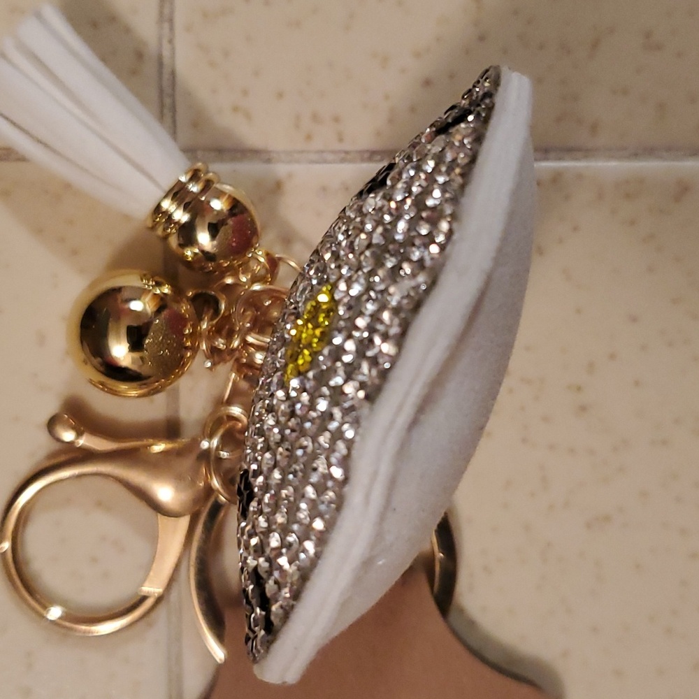 Hello Kitty Keychain Rhinestones Bling Puffy New - Picture 4 of 4